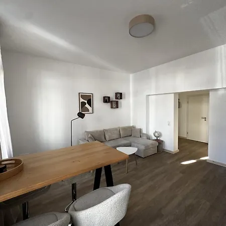 Zentrale & Moderne In Dueren's Zentrum