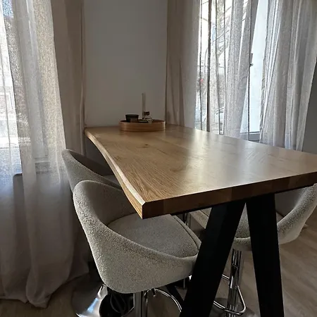 Zentrale & Moderne In Dueren's Zentrum Appartamento